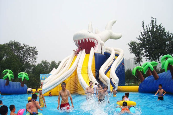 大方水滑梯